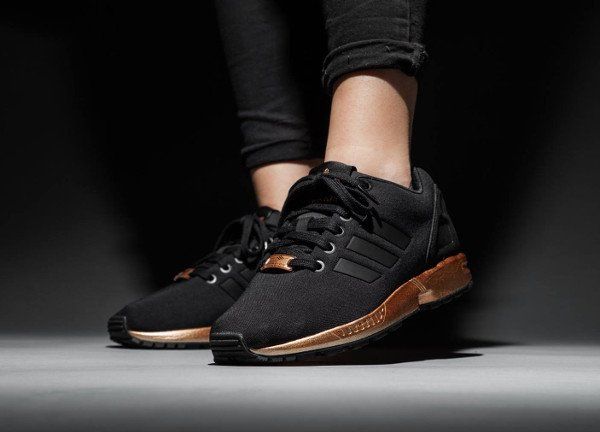 adidas femme noir et doré