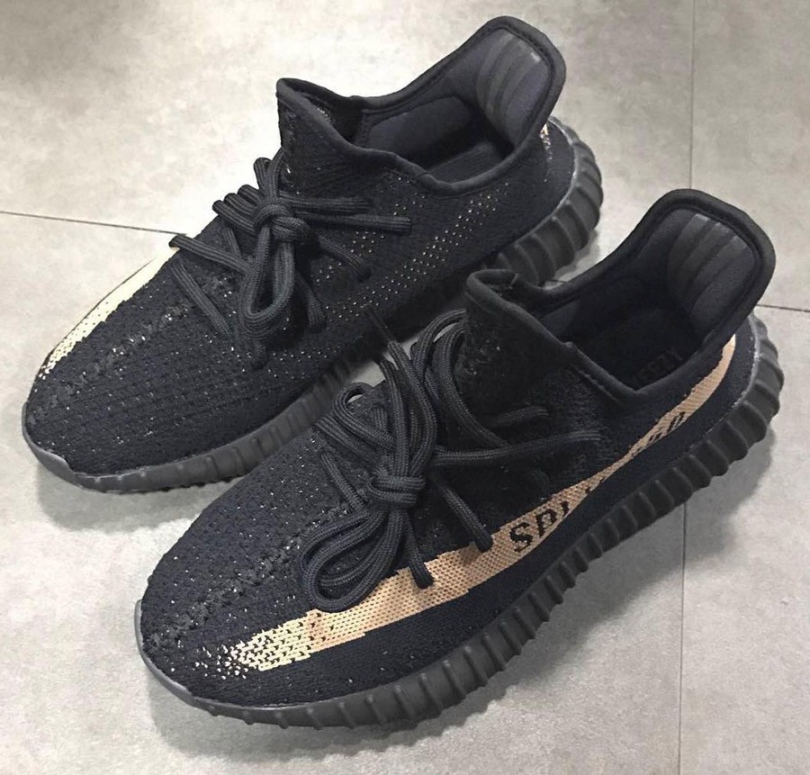 yeezy noire femme